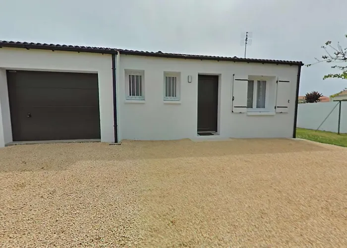 Villa Br000- G26 3 Pieces 4 Couchages Sur