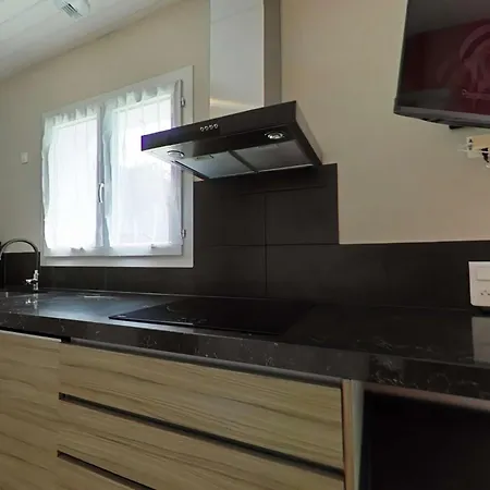 Villa Br000- G26 3 Pieces 4 Couchages Sur