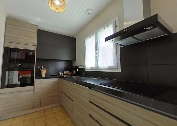 Br000- G26 3 Pieces 4 Couchages Sur