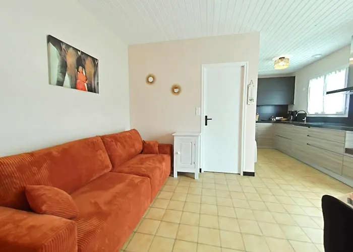 Br000- G26 3 Pieces 4 Couchages Sur