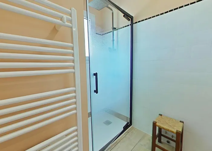 Villa Br000- G26 3 Pieces 4 Couchages Sur *