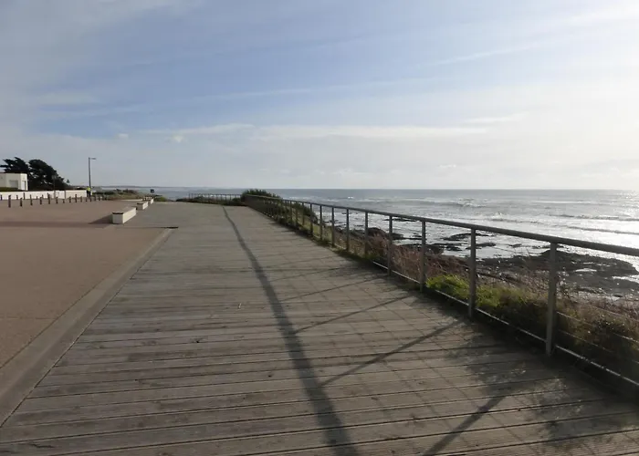 Br000- G26 3 Pieces 4 Couchages Sur *